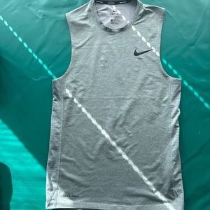 Men’s Nike Slim Fit DRI-FIT Tank